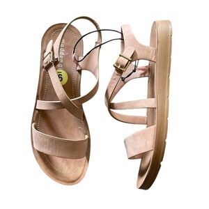 Madden Girl NWOT light Pink strappy sandals